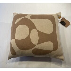Lumi Living 100% Cotton Knitted Soft Throw Pillow  18 x 18
